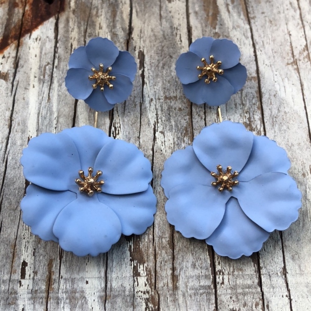 Periwinkle Flower Power Drop Earrings